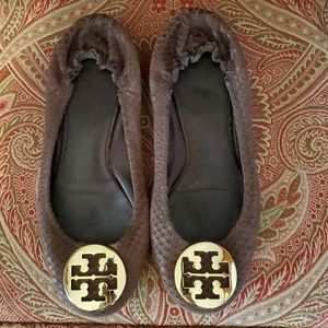 Tory Burch Brown Leathe Flats sise 8.5